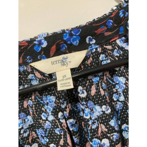 Terra & Sky Blue long sleeve signature soft plus size floral maxi dress size 3X - Picture 4 of 8